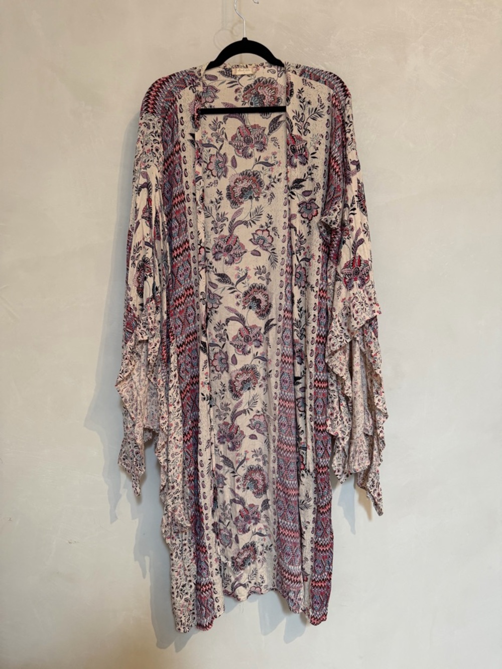 Altar'd State Floral Drape Kimono in Cream with Mauve and Teal Accents